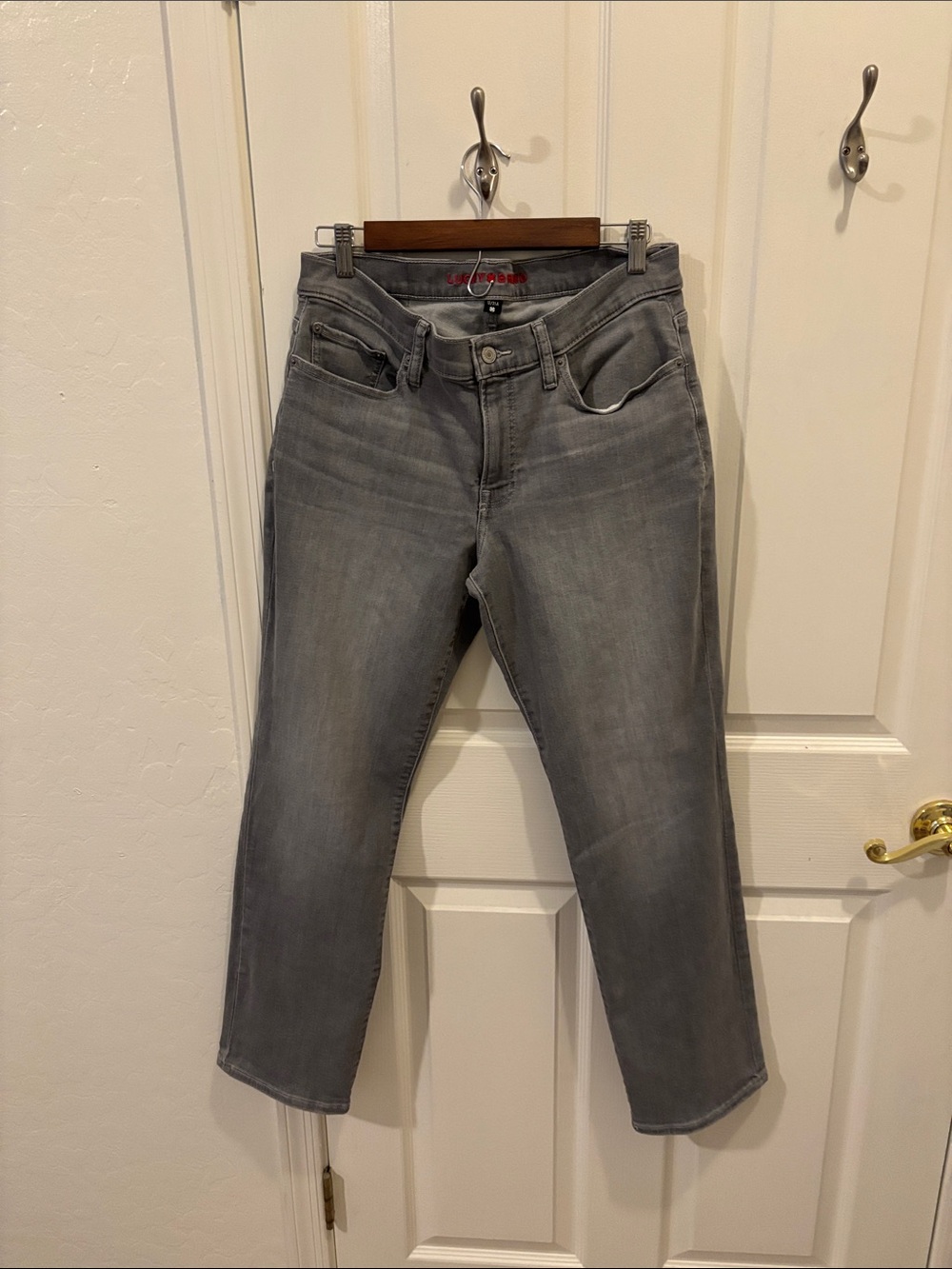 NWOT LUCKY BRAND JEANS GRAY SIZE 12